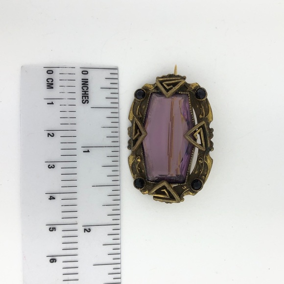 Art Deco Amethyst Glass Brooch Gold Tone Vintage to Antique